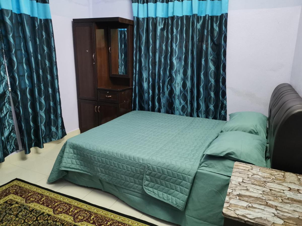 Desa Kemboja Homestay Pantai Cenang  Luaran gambar
